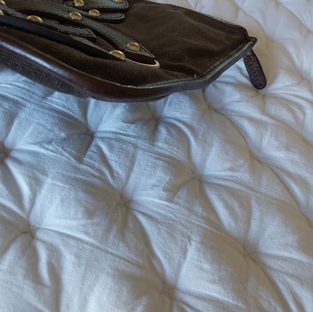 Dolce & Gabbana  Designer Crossbody Bag - Picture 11 of 11